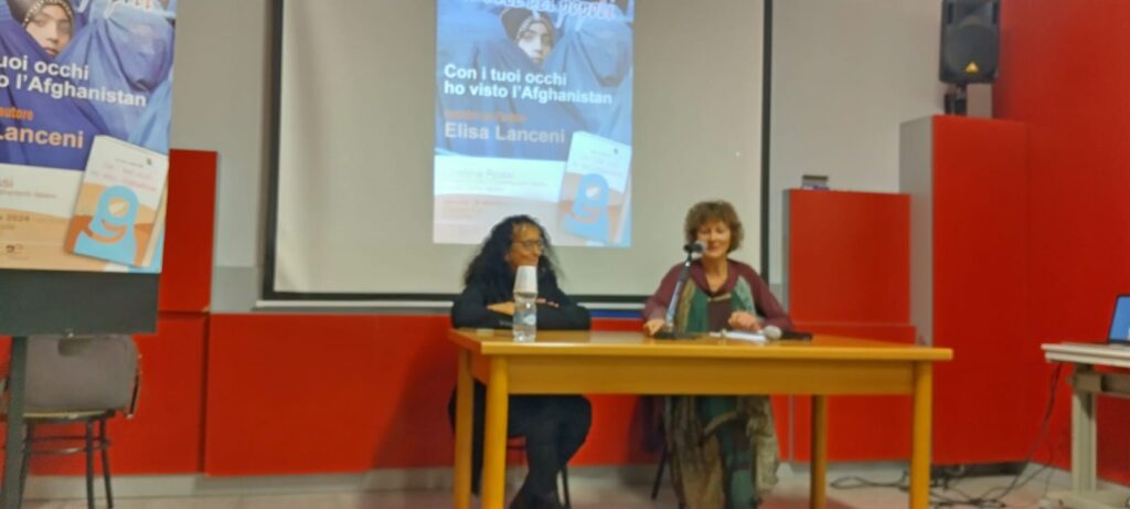 L’autrice e l’attivista di Cisda sul tema Afghanistan | Dentro&Fuori